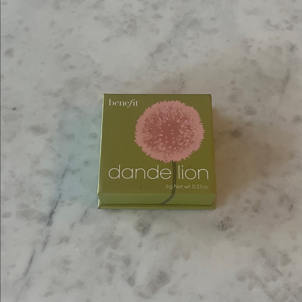 Benefit Dandelion Blush in Soft Pink